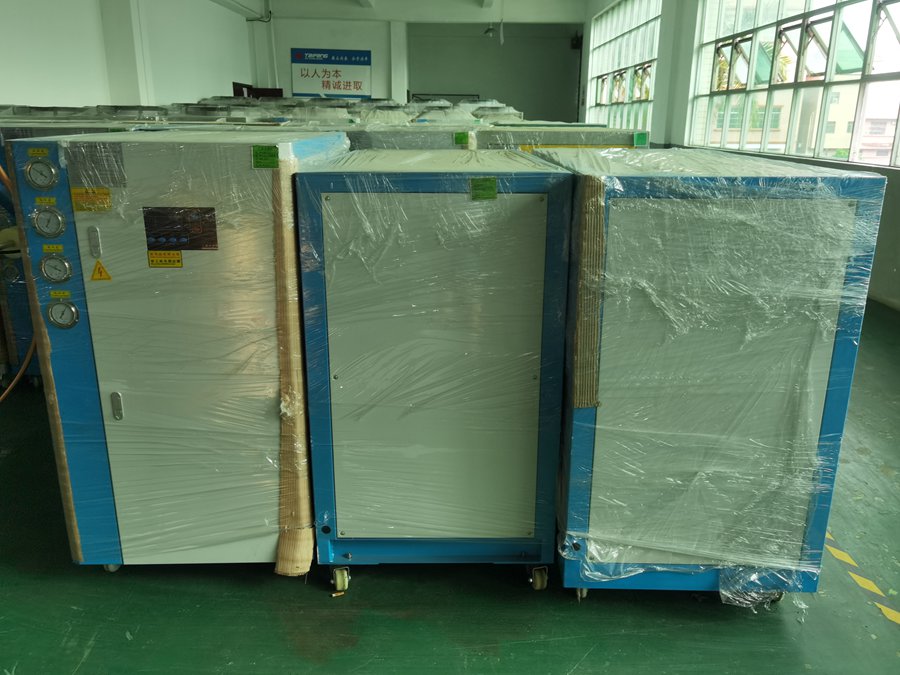 5匹風(fēng)冷冷水機(jī) 5匹風(fēng)冷冷水機(jī)