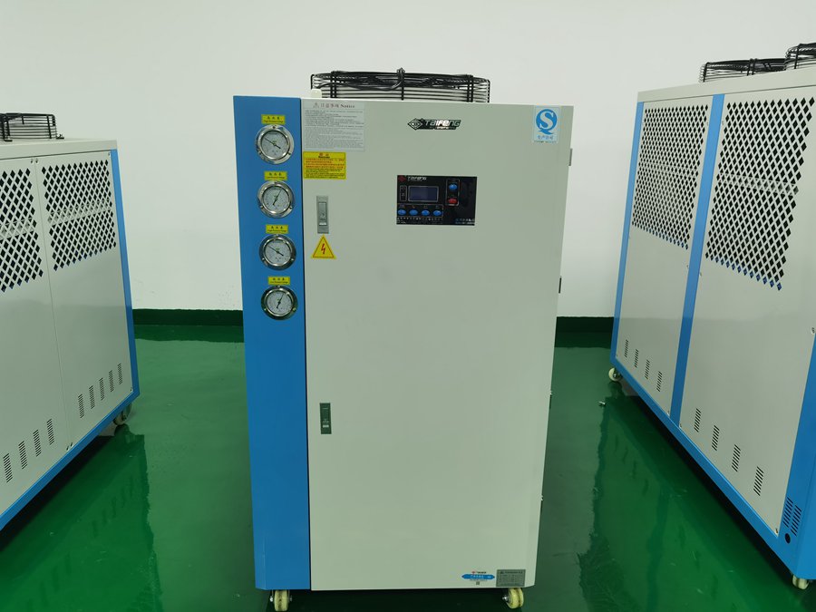 工業(yè)冷水機(jī)壓縮機(jī) 工業(yè)冷水機(jī)壓縮機(jī)