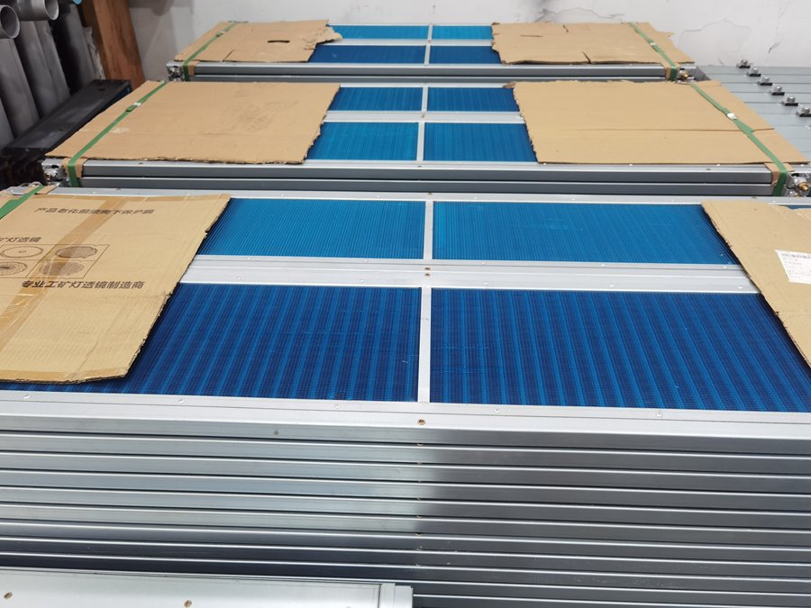 螺桿式冷水機(jī) 螺桿式冷水機(jī)