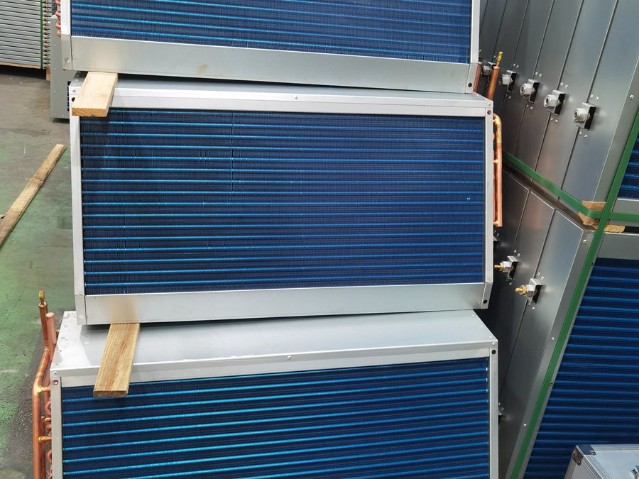 風冷螺桿式冷水機 風冷螺桿式冷水機